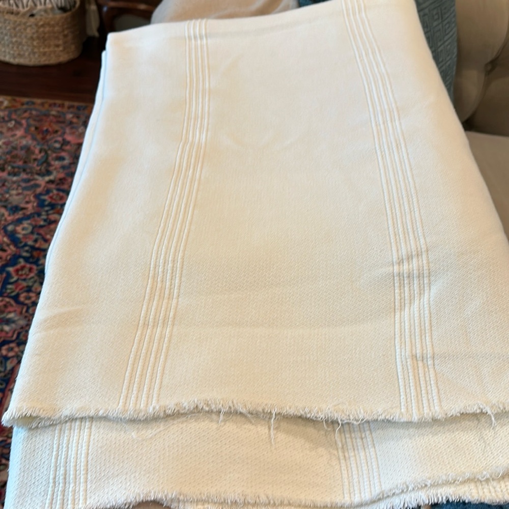 Bella Notte Twin bed coverlet